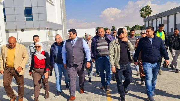 التلواني يتفقد منشآت هيئة الرعاية الصحية بالإسماعيلية..صور