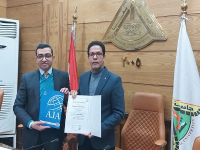 الدكتور ناصر الجيزاوي   رئيس جامعة بنها 
