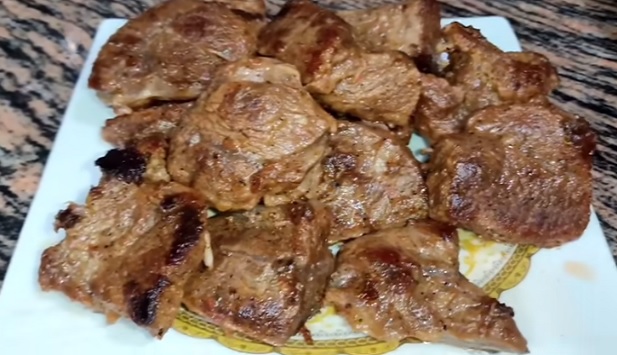 شوى اللحمة المسلوقة