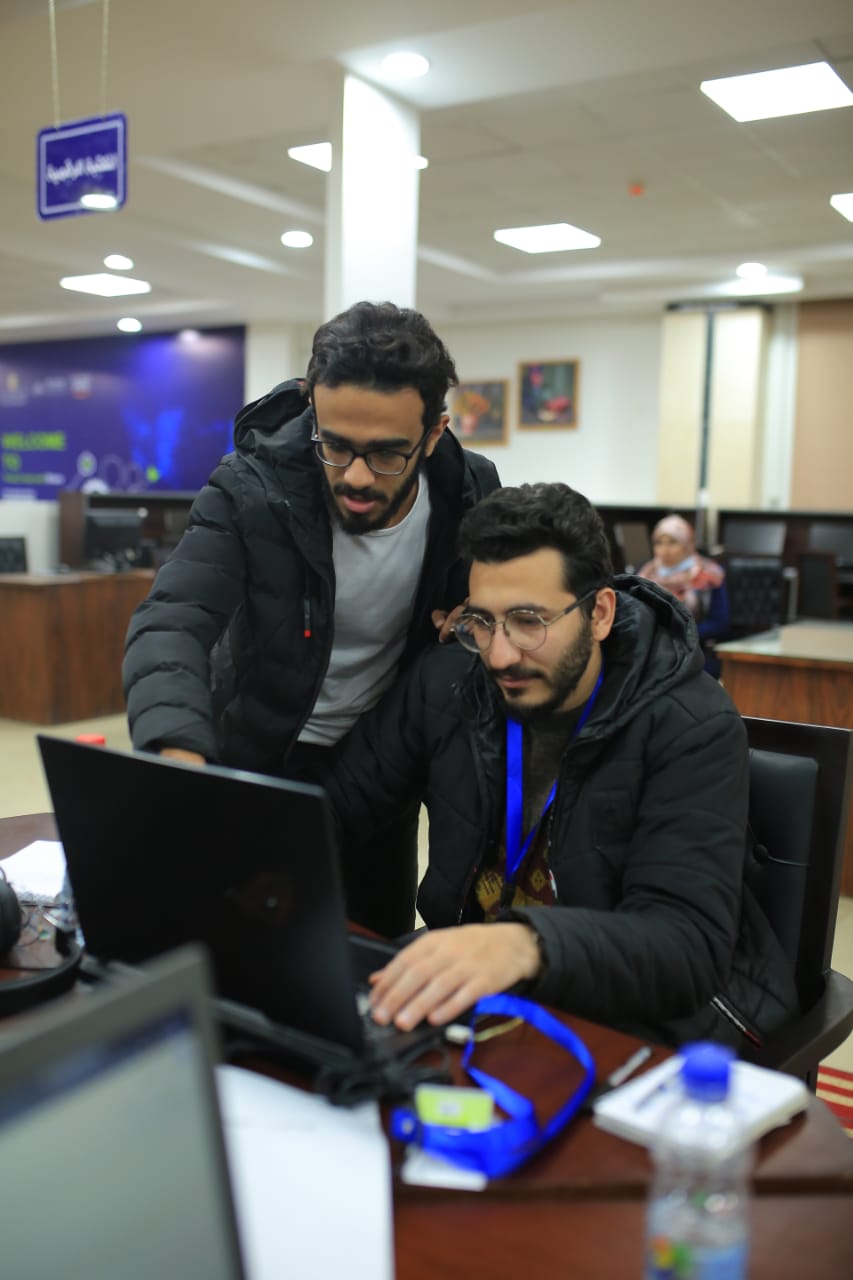 فرق طلابية من الجامعات تتنافس للفوز بجوائز 