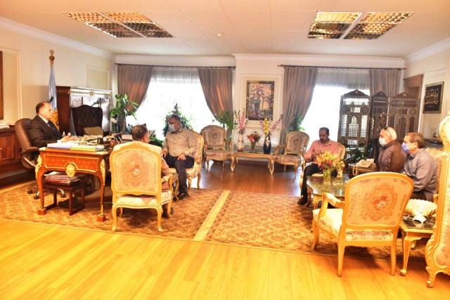 محافظ أسيوط: انعقاد غرفة الأزمات والكوارث المركزية لمتابعة حالة الطقس.. بالصور