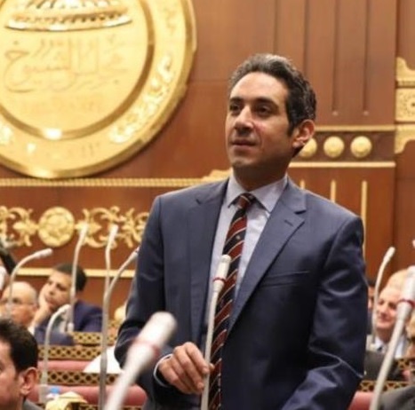 النائب أيمن محمد حامد شريف