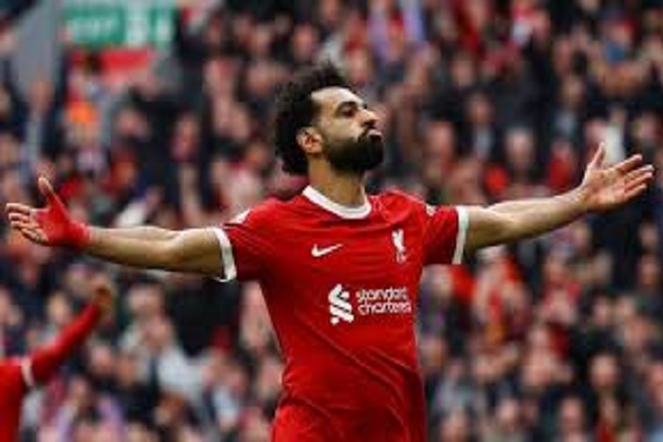 نجم أهلي جدة : صلاح نجم كبير لكن يحتاج إلى هذا اللاعب بجواره 