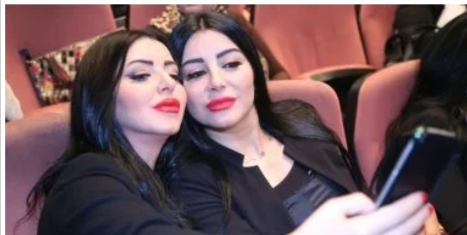 إيناس النجار وشقيقتها 
