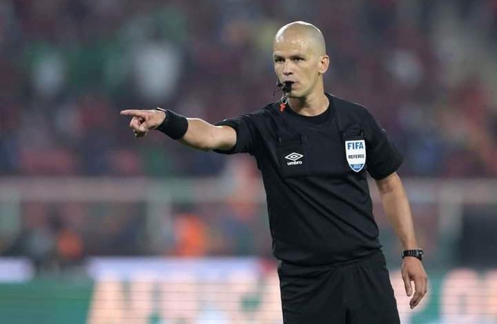 فيكتور جوميز