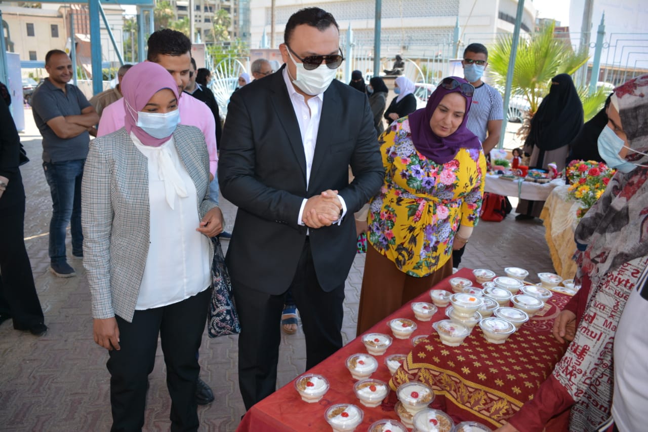 الشيخ يفتتح المعرض