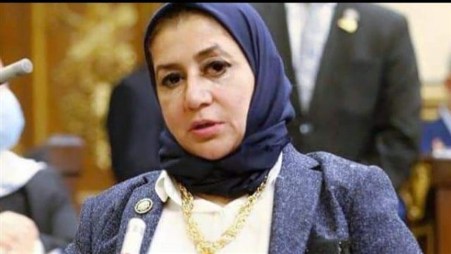 الدكتورة حنان عبده عمار