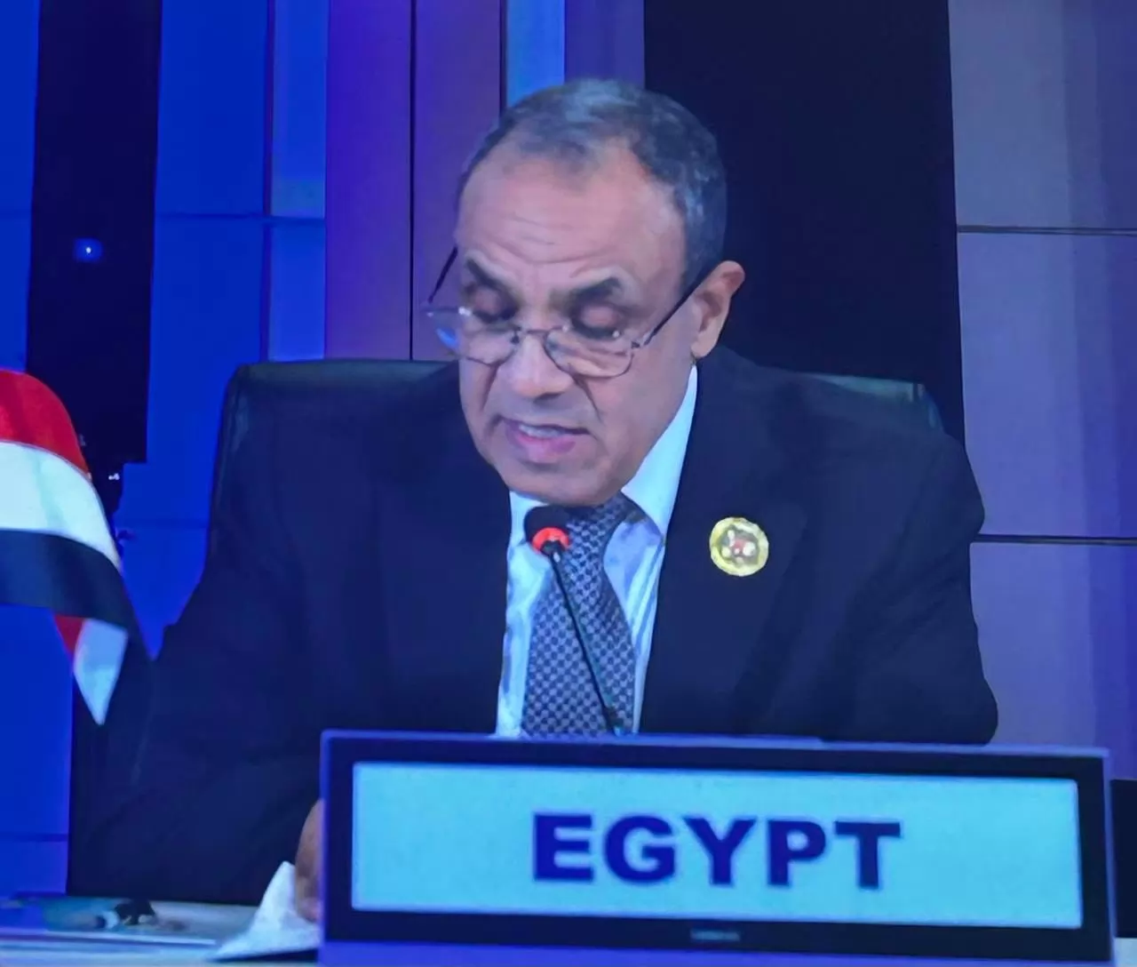 الدكتور بدر عبد العاطي