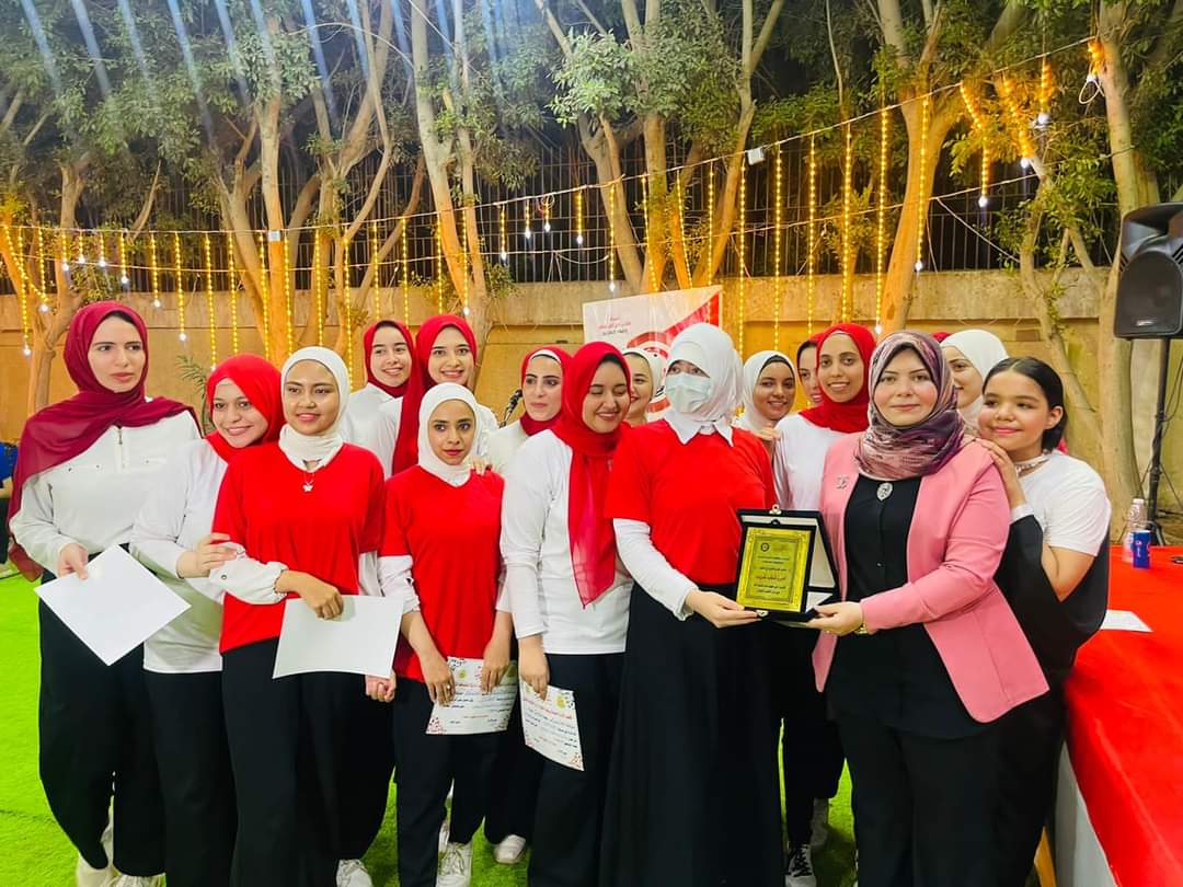 رئيس جامعة الزقازيق يشهد فعاليات الحفل الختامى لمعسكر إعداد القادة