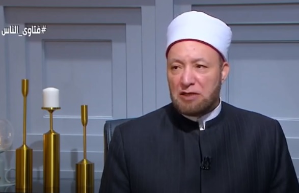 الشيخ عويضة عثمان أمين الفتوى بدار الإفتاء المصرية