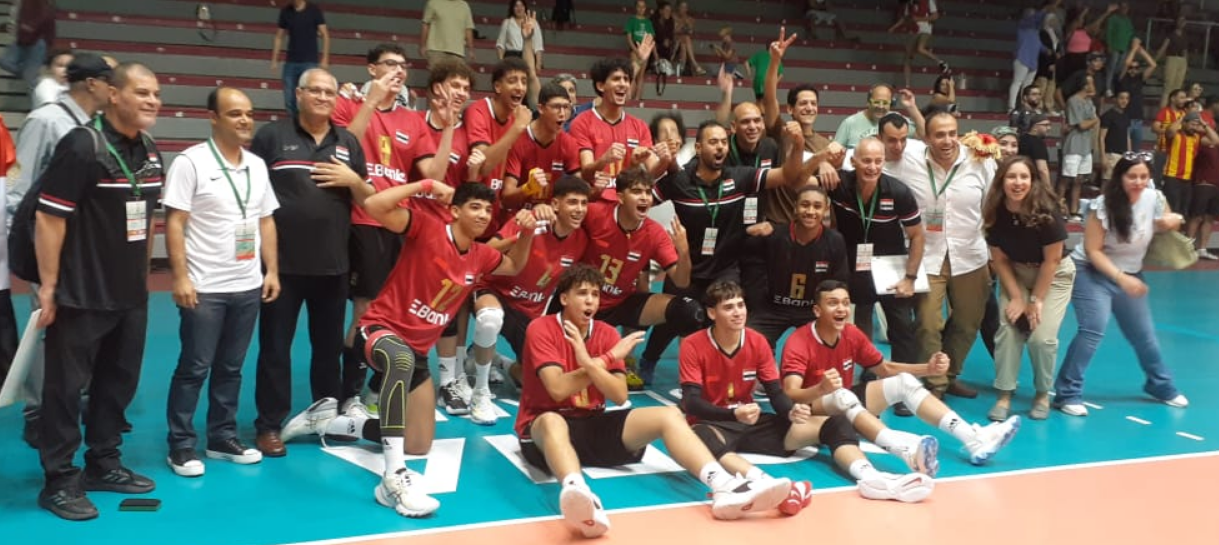 منتخب الكرة الطائرة للناشئين