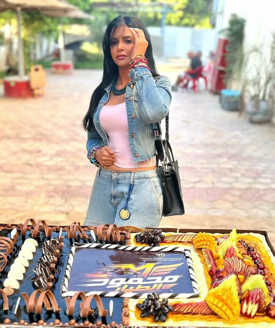 الفنانة مروة الأزلى