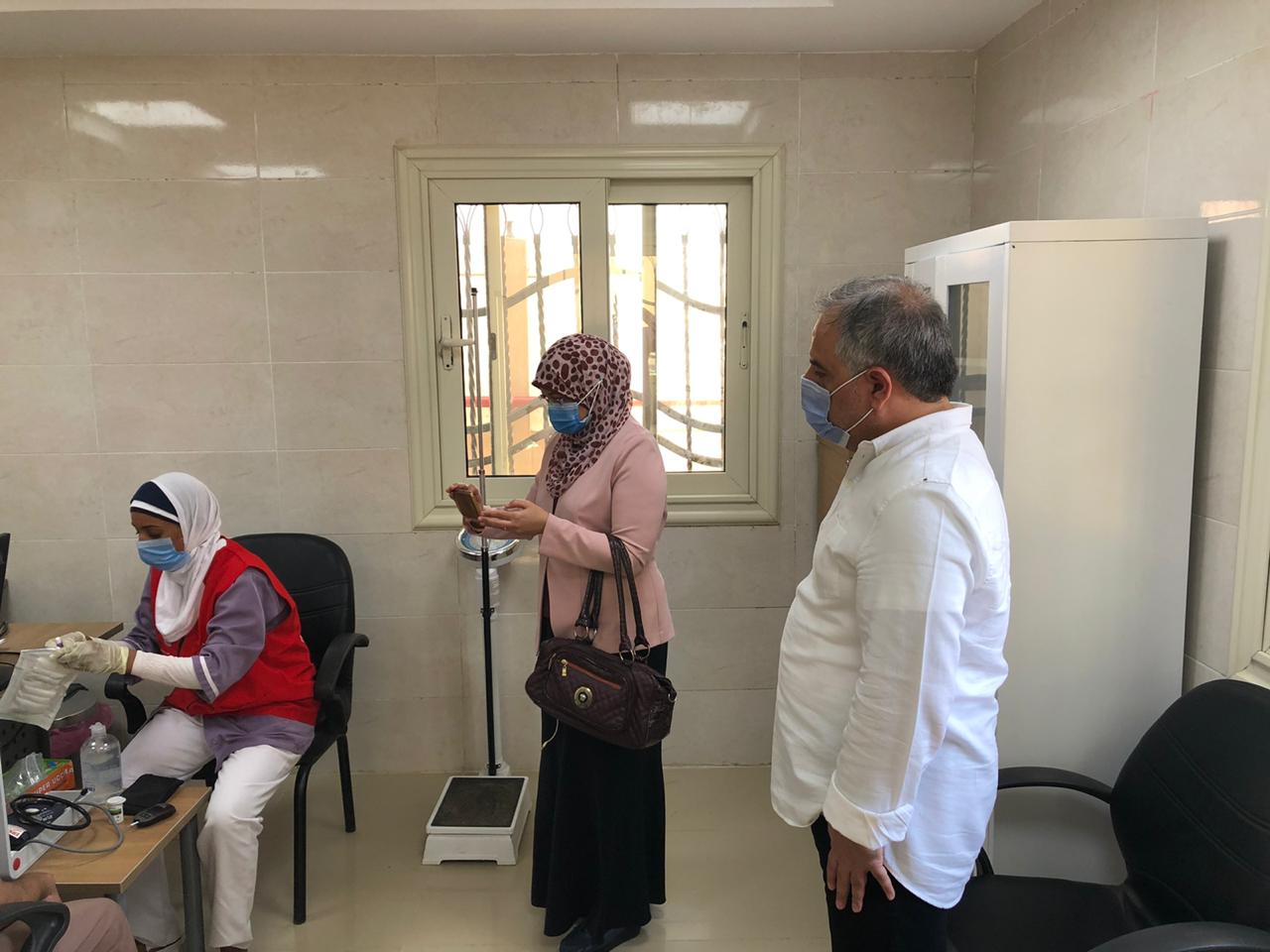 صحة الاقصر تواصل تنفيذ مبادرة علاج الامراض المزمنة 