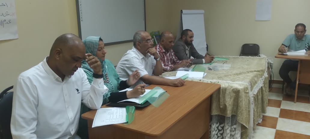 شحاته يترأس لجنة المقابلات الشخصية لوظيفة مدير المدرسة النووية 