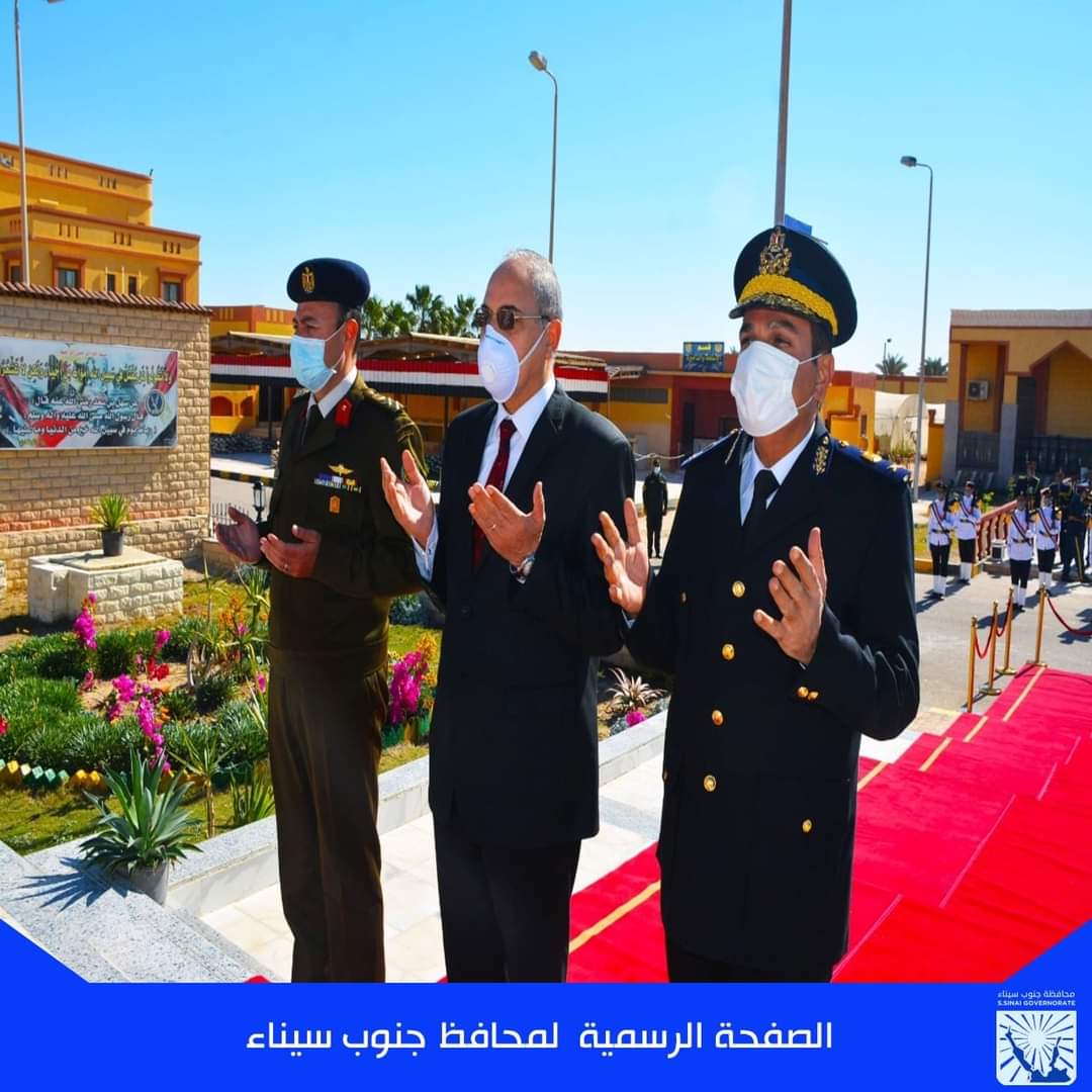 سكرتير عام جنوب سيناء يضع اكليلا من الزهور علي النصب التذكاري لشهداء الشرطة في الذكرى 69