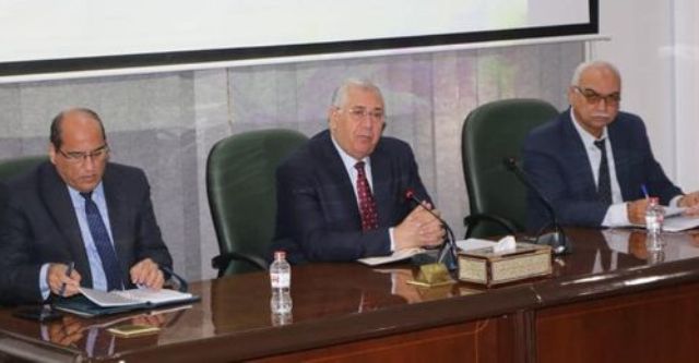  السيد القصير وزير الزراعة