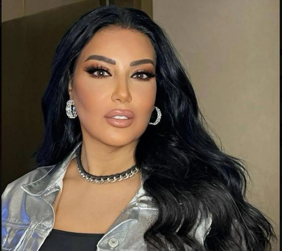 الفنانة سمية الخشاب