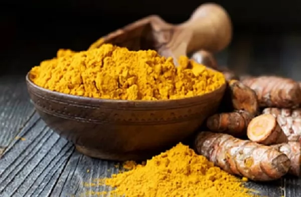 الكركم.. هل فوائده أفضل في الطعام أم المكملات؟ 