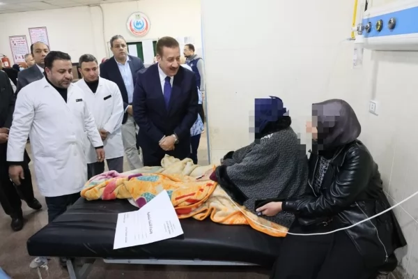 محافظ المنوفية خلال زيارته مستشفي قويسنا المركزي