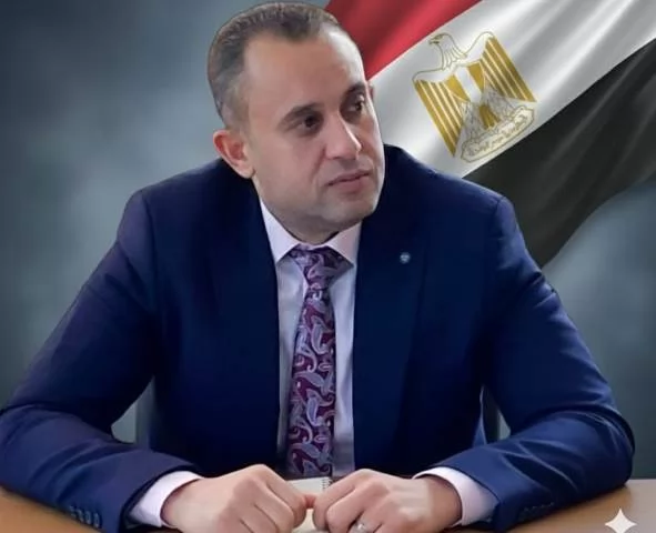 "خلف الله" يهنىء أول جامعة معززة للصحة فى مصر داخل العلمين الجديد.. صور 