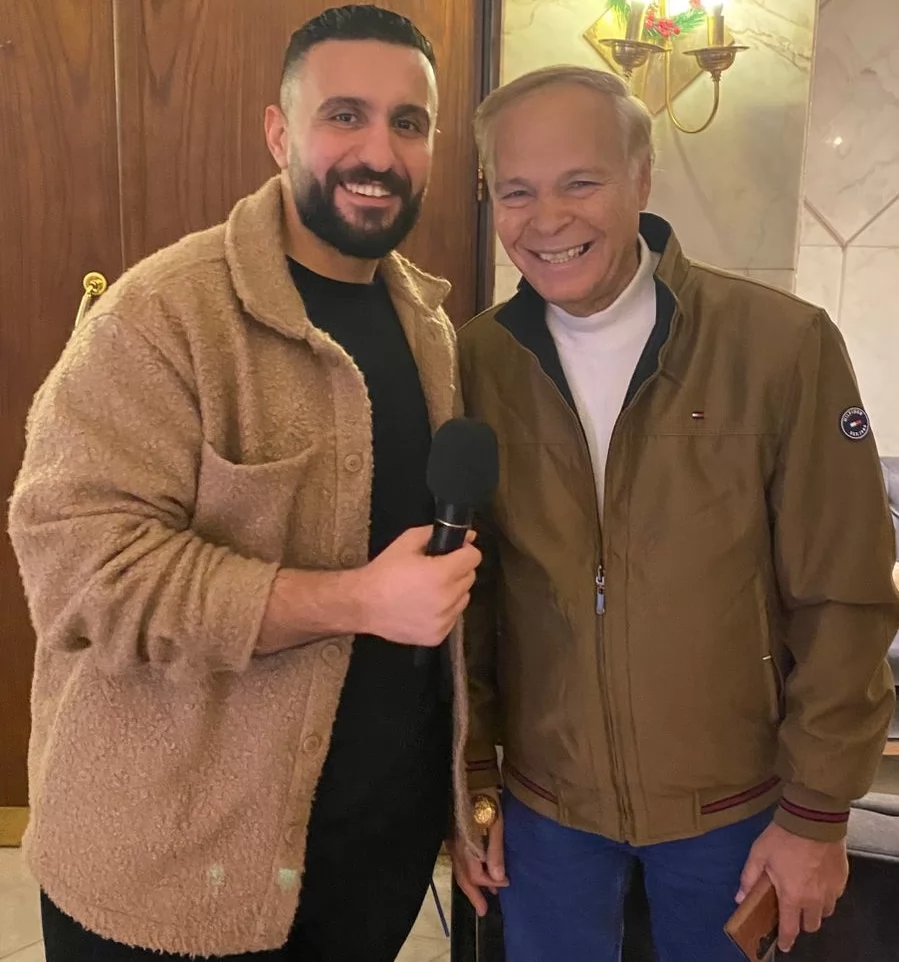 الفنان محمود عامر ومحرر بوابة الجمهورية 