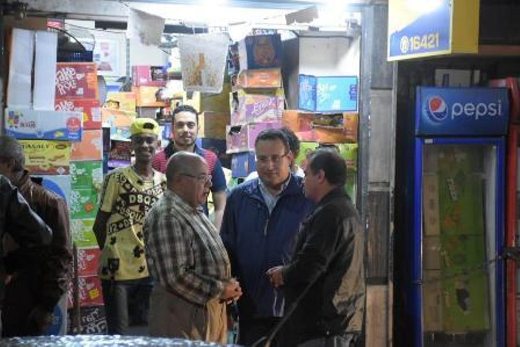 قنصوه  يتفقد المنطقه التجاريه بالمنشيه 