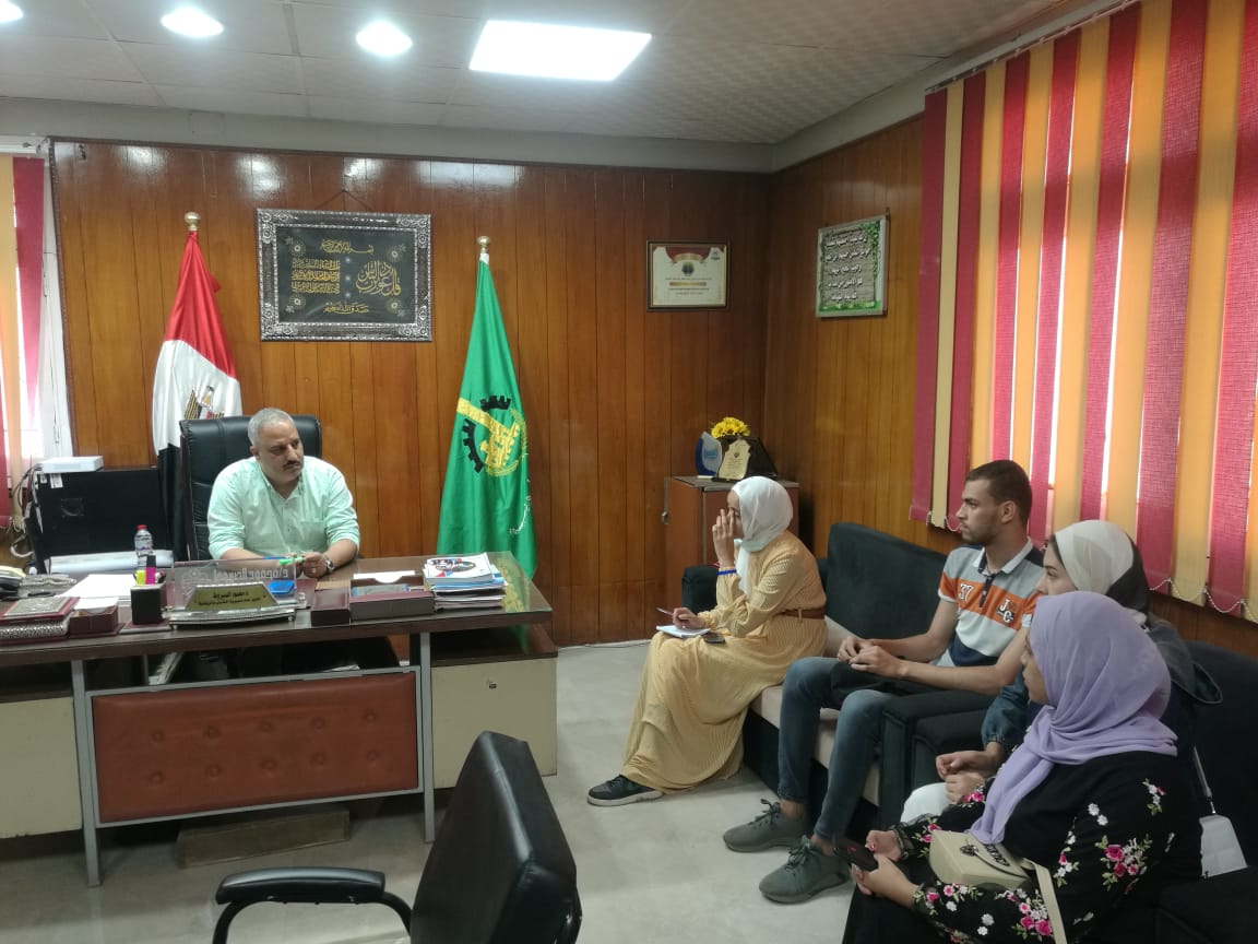   وكيل الشباب والرياضة بالقليوبية يلتقى فريق yly 