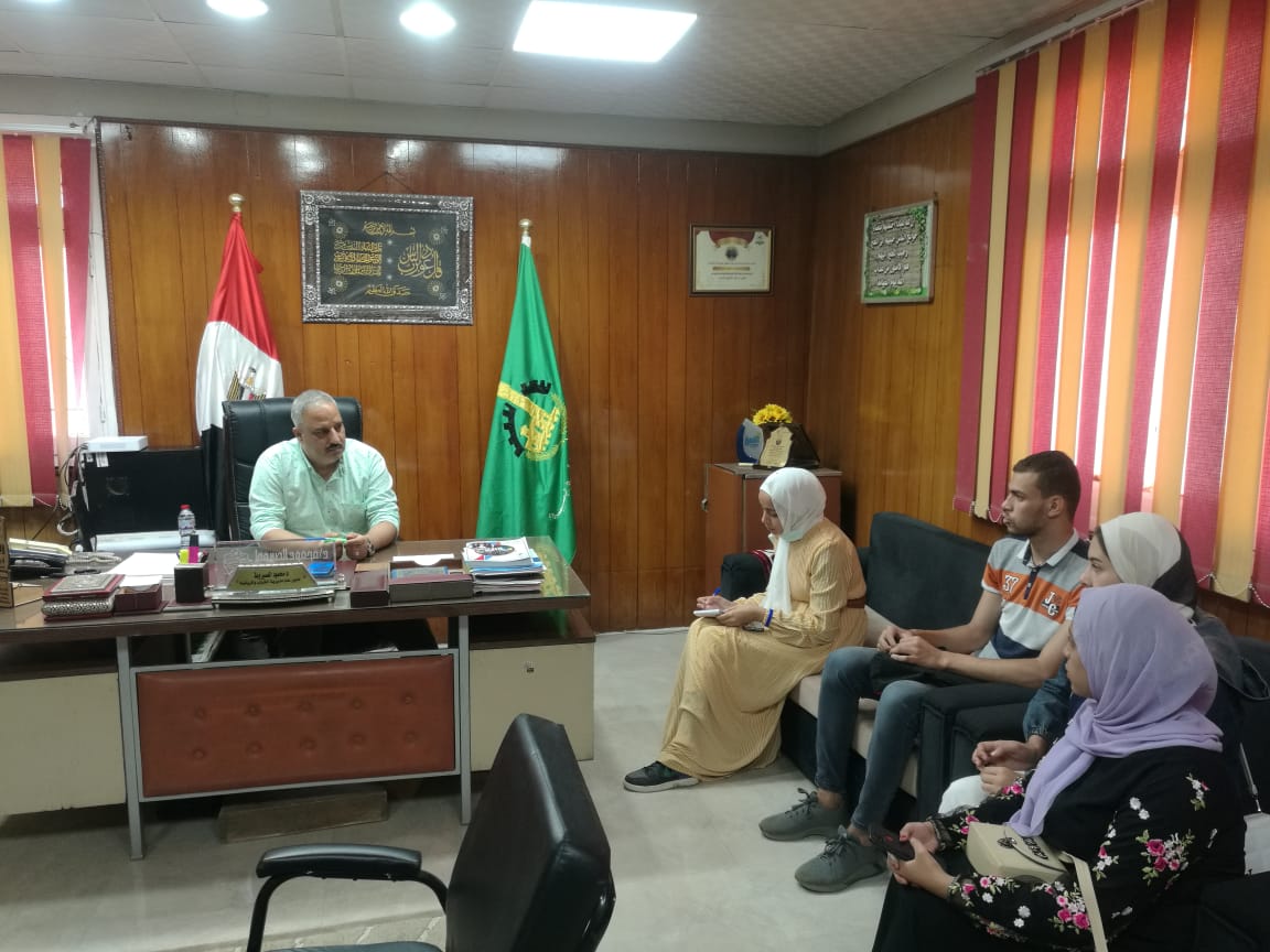   وكيل الشباب والرياضة بالقليوبية يلتقى فريق yly 