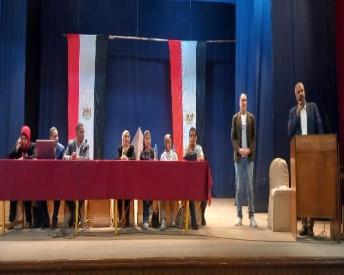 الدكتور محمود الصبروط   وكيل وزارة الشباب والرياضة