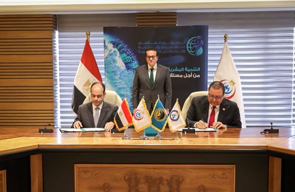 الدكتور خالد عبدالغفار