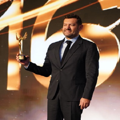 عمرو يوسف