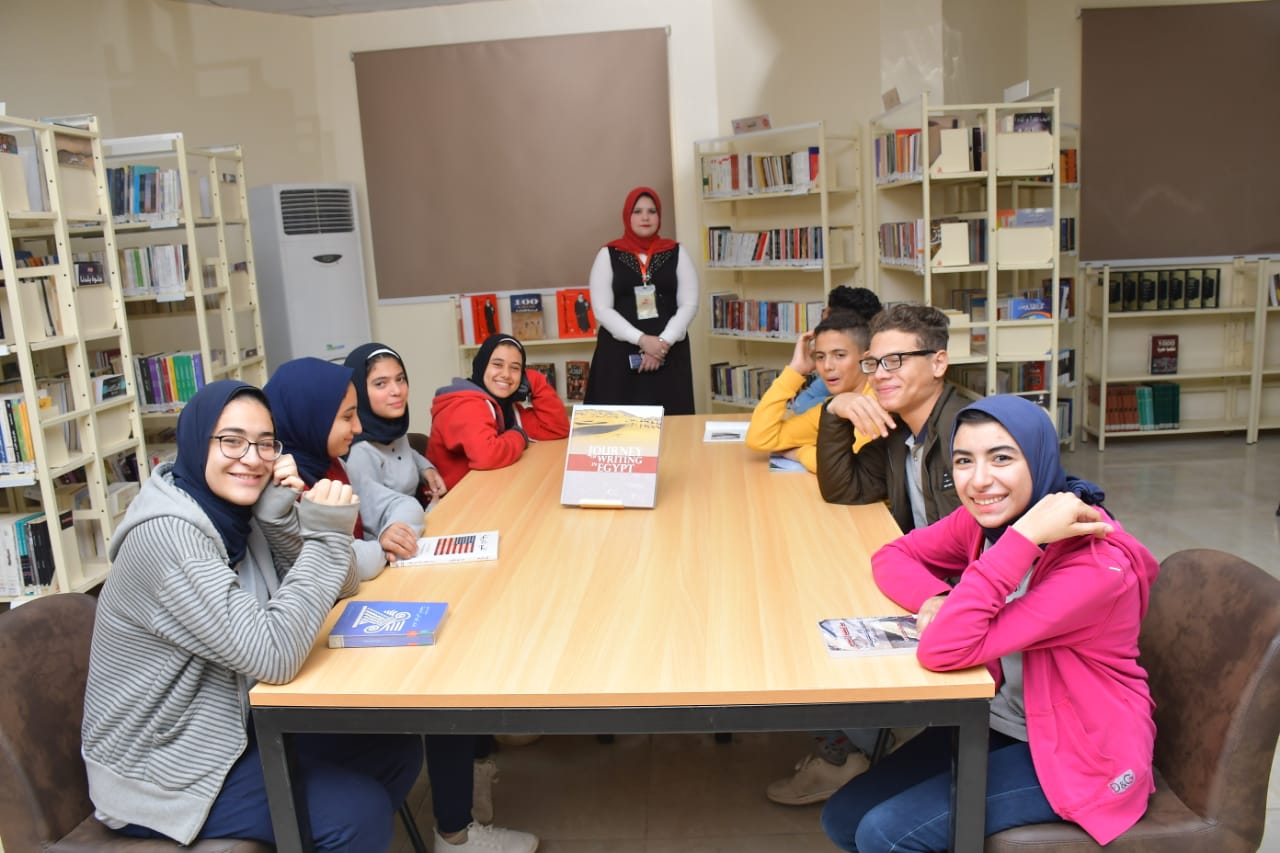 صور .. وزير الثقافة ومحافظ البحيرة يفتتحان مكتبة مصر العامة بكفر الدوار