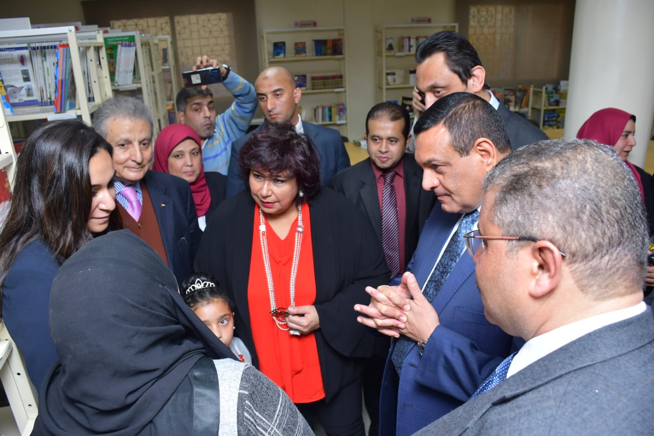 صور .. وزير الثقافة ومحافظ البحيرة يفتتحان مكتبة مصر العامة بكفر الدوار