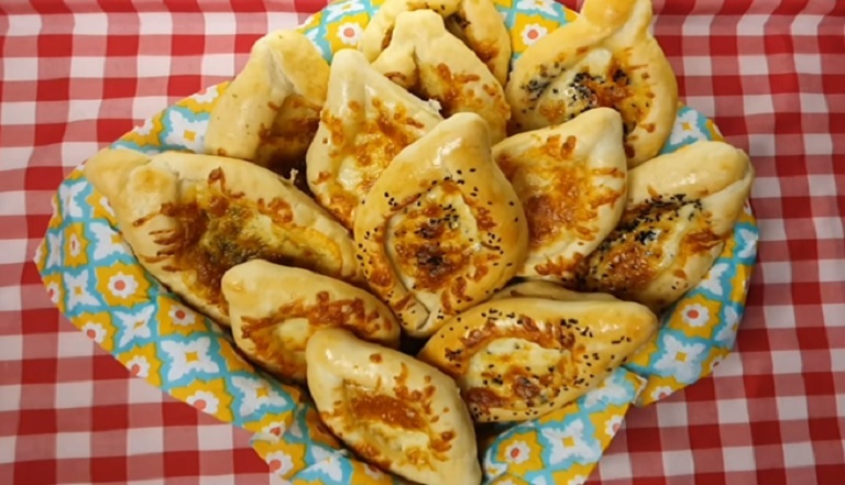 عجينة هشة وطرية للفطائر