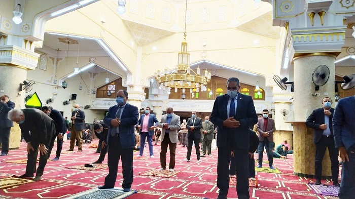 وزير المالية ومحافظ جنوب سيناء