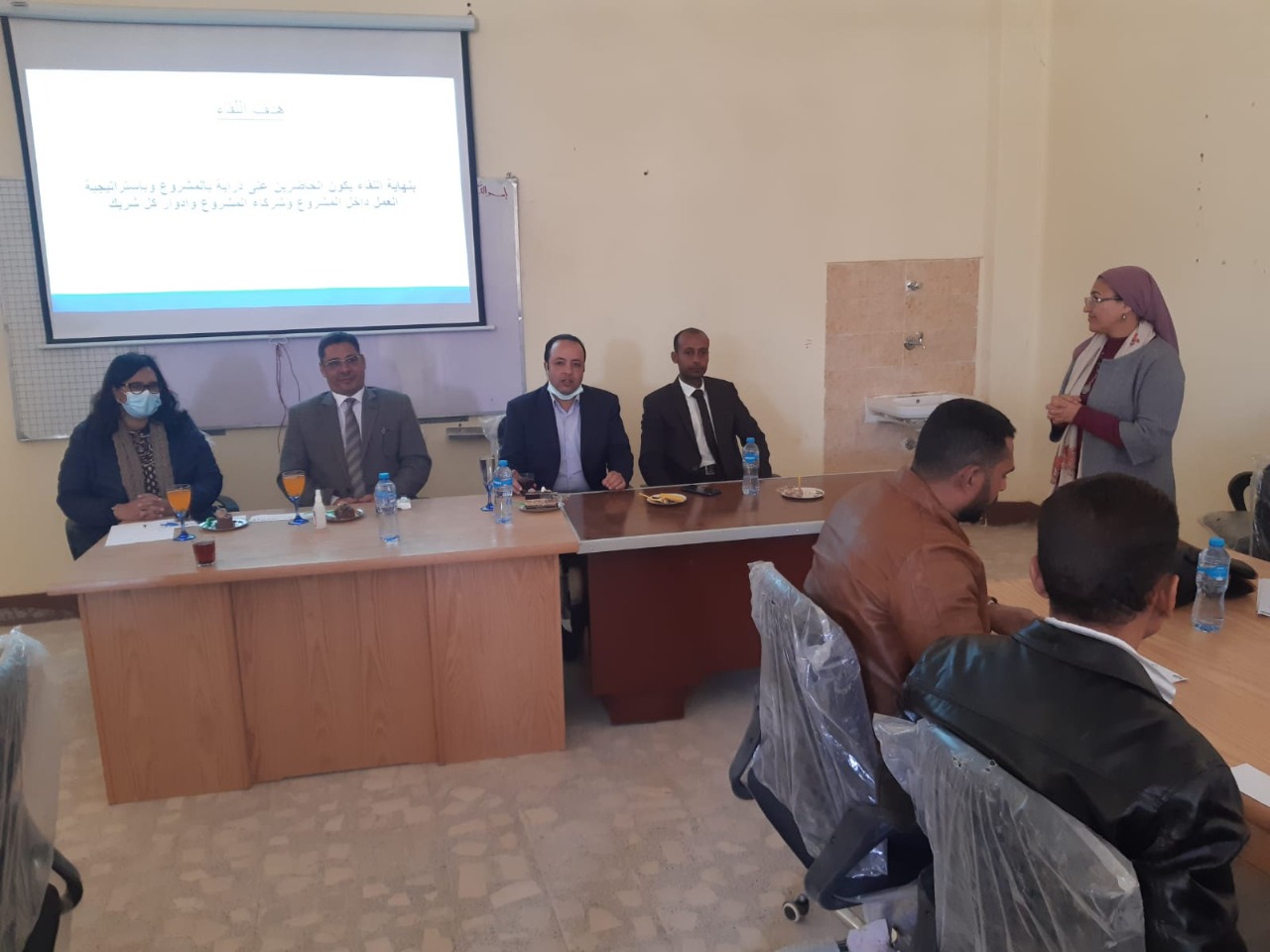 القوى العاملة تعقد ورشة تدريب تحت شعار 