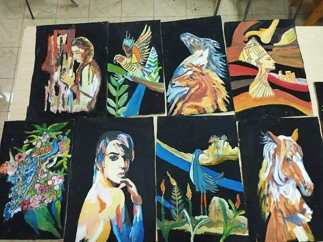 الرسم على القطيفة بورشة عمل حرفية بمركز شباب المسلمية فى الزقازيق.. بالصور