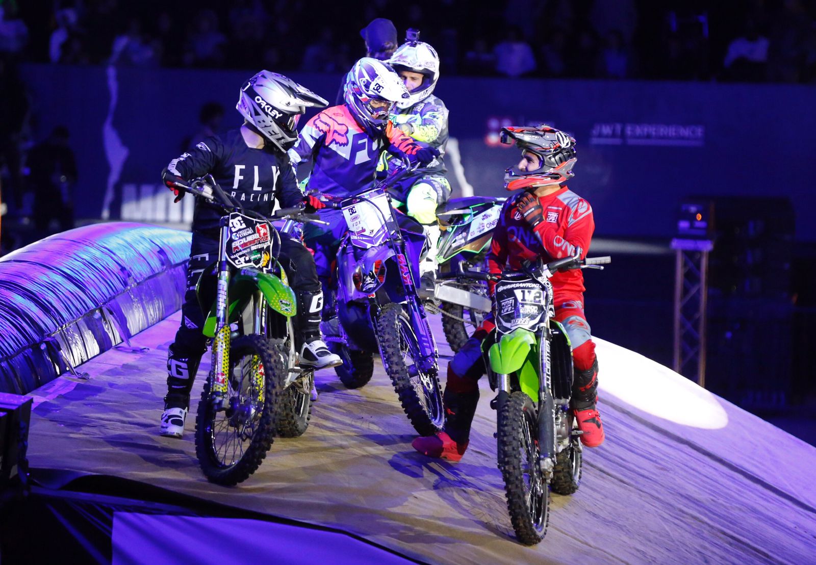 انطلاق فعاليات عرض Masters of Dirt في مكادي هايتس بالبحر الأحمر وبحضور أكثر من 3000 مشاهد من ذوي الهمم 