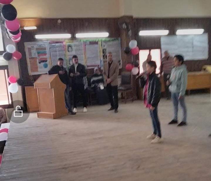 طلاب ومعلمو  ديرمواس احتفلوا باليوم العالمي للغة العربية