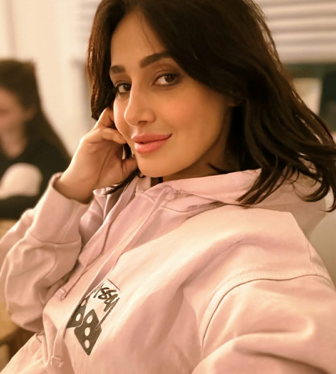 النجمة حلا شيحة