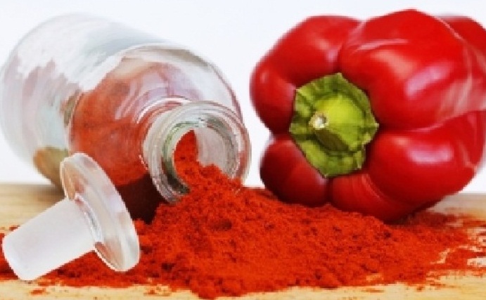 البابريكا حلوه او حاره 