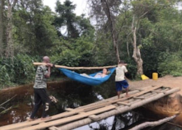 تعرف على كواليس إنقاذ النجمة العالمية بعد تعرضها لحادث بغابات الكونغو .. صور