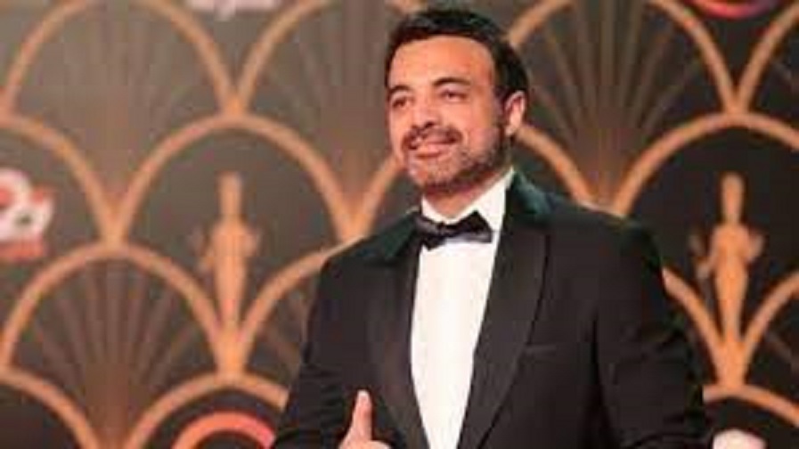  المؤلف عمرو محمود ياسين