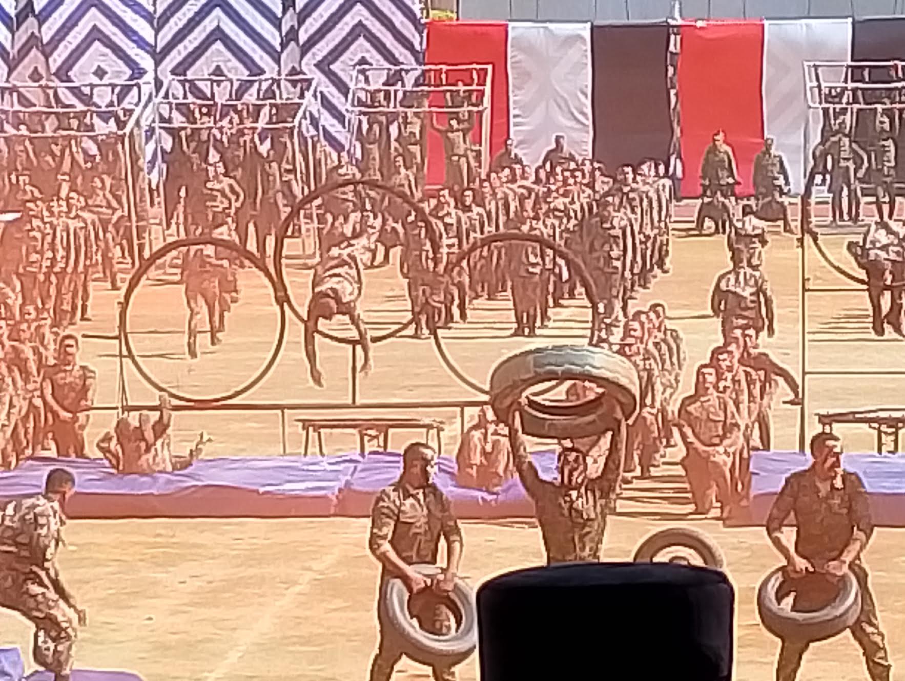 جانب من العروض القتالية