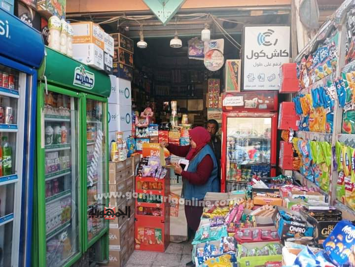 تحرير 12 محضر تموين متنوع في حملة مكبرة بحي غرب سوهاج..صور