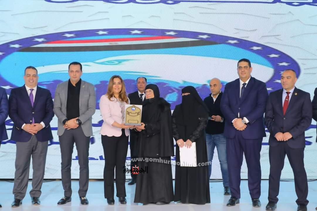 محافظ دمياط تشهدإحتفالية حزب مستقبل وطن لتكريم حفظة القرآن الكريم