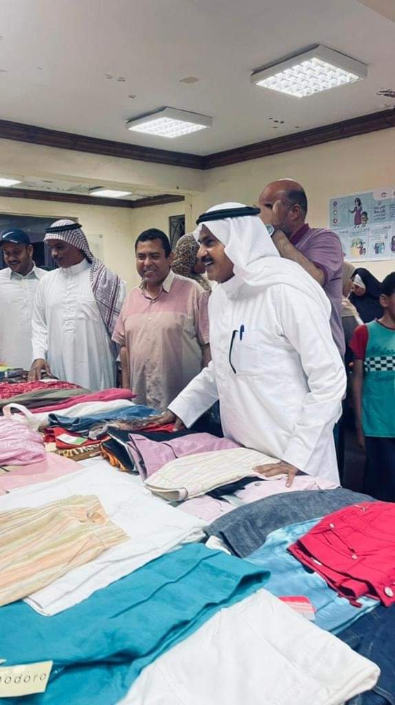 عضو مجلس النواب بجنوب سيناء يفتتح معرض اهل الخير للملابس الجاهزة المخفضة هدية مستقبل وطن بدهب في العيد