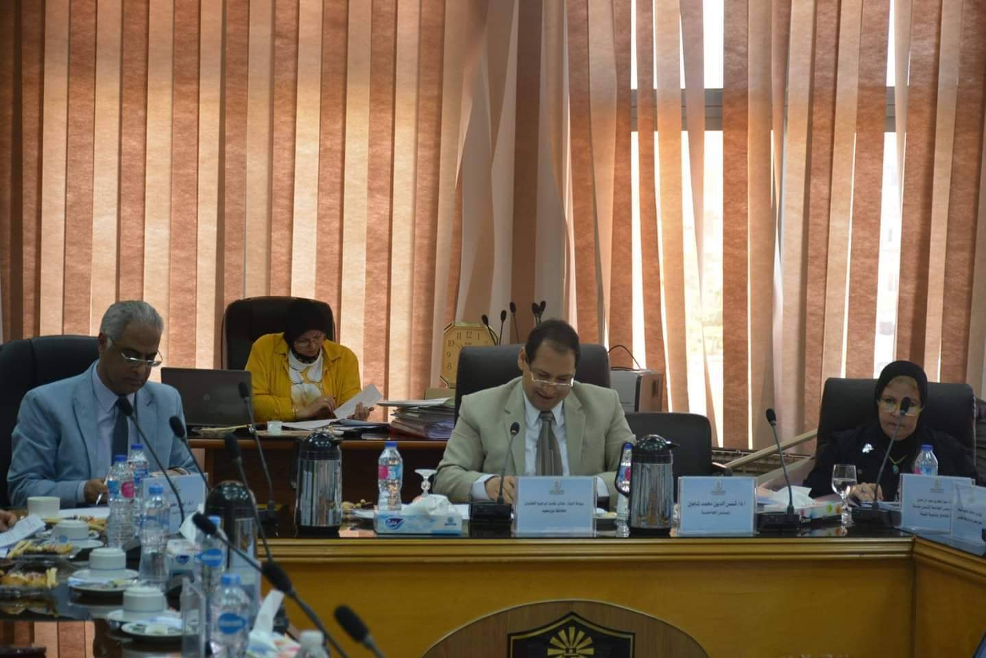 شاهين يدعو كليات بورسعيد لفتح أبوابها للطلاب لممارسة الأنشطة الطلابية خلال الإجازة الصيفية