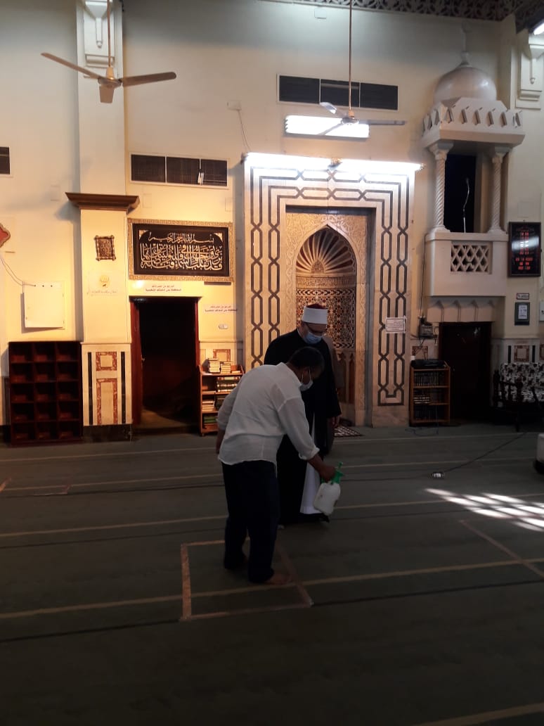 اوقاف الجيزة: ضوابط صارمة لمنع انتشار كورونا