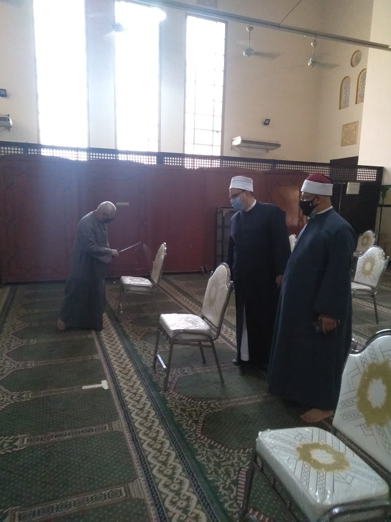 اوقاف الجيزة: ضوابط صارمة لمنع انتشار كورونا